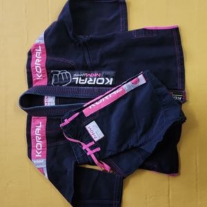 Koral MKM Harmonik Womens BJJ GI - (A1) Black & Pink